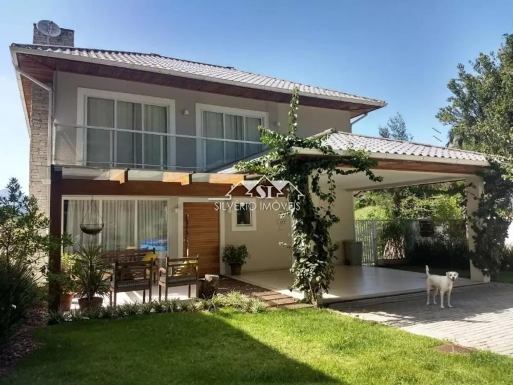 Casa, 5 quartos, 230 m² - Foto 1