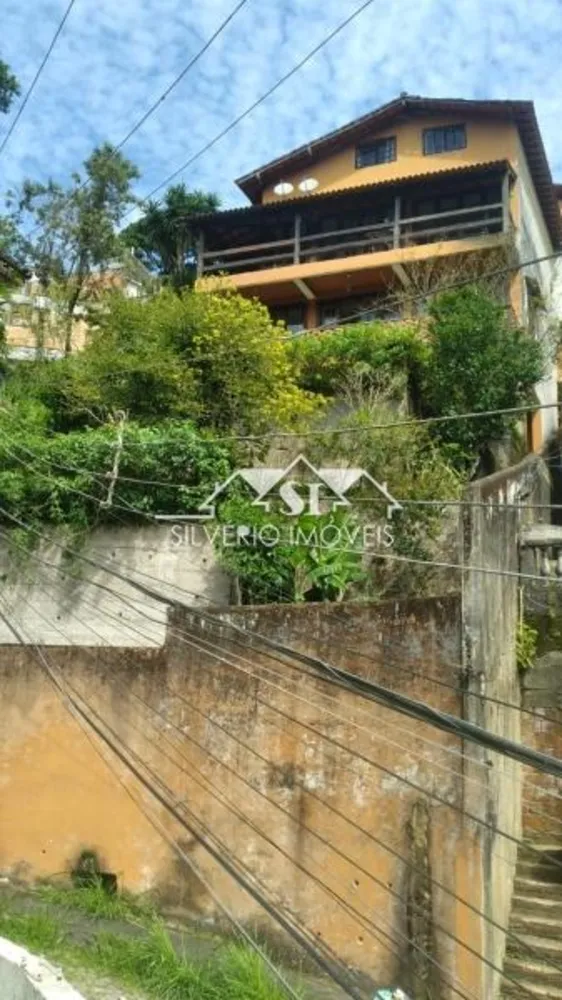 Casa, 4 quartos, 319 m² - Foto 1