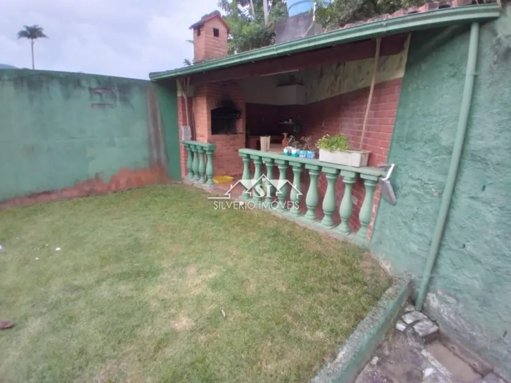 Casa, 3 quartos, 256 m² - Foto 1