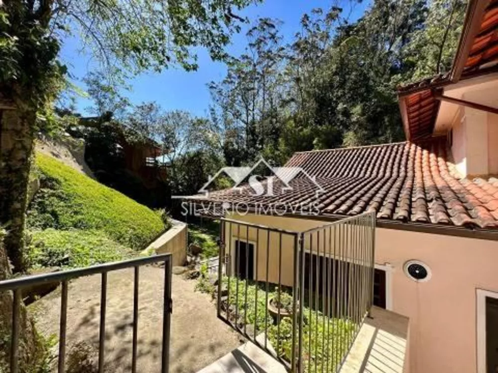 Casa, 4 quartos, 202 m² - Foto 2