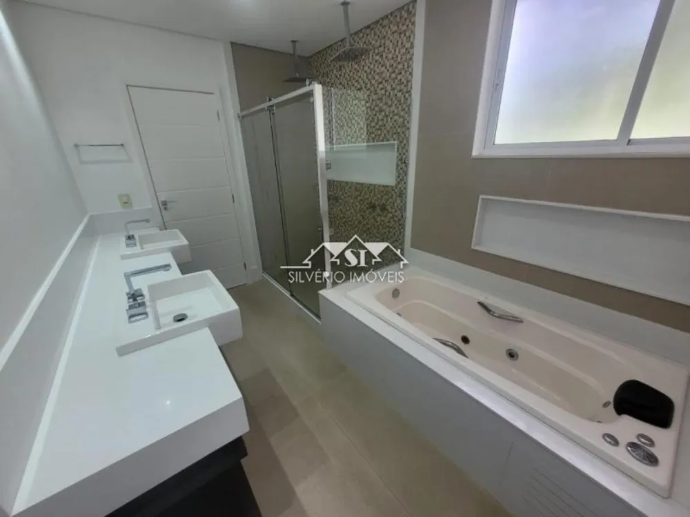 Casa, 3 quartos, 230 m² - Foto 34