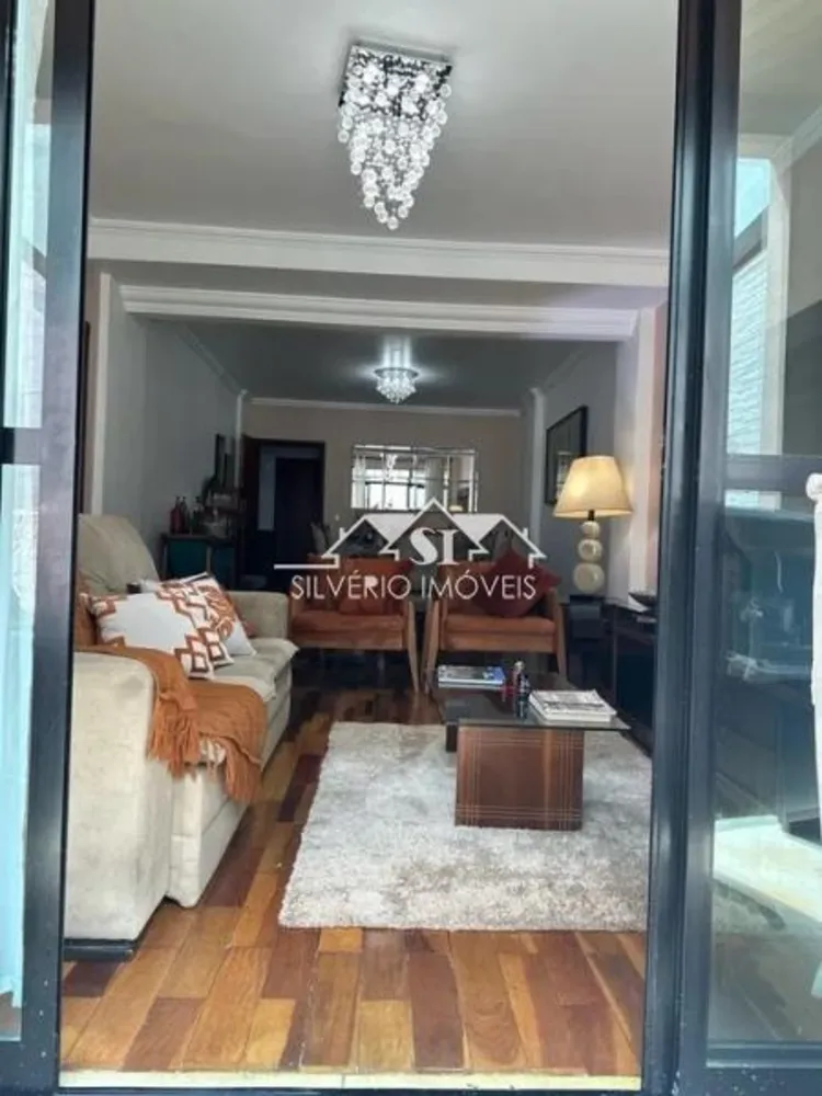 Apartamento, 3 quartos, 140 m² - Foto 1