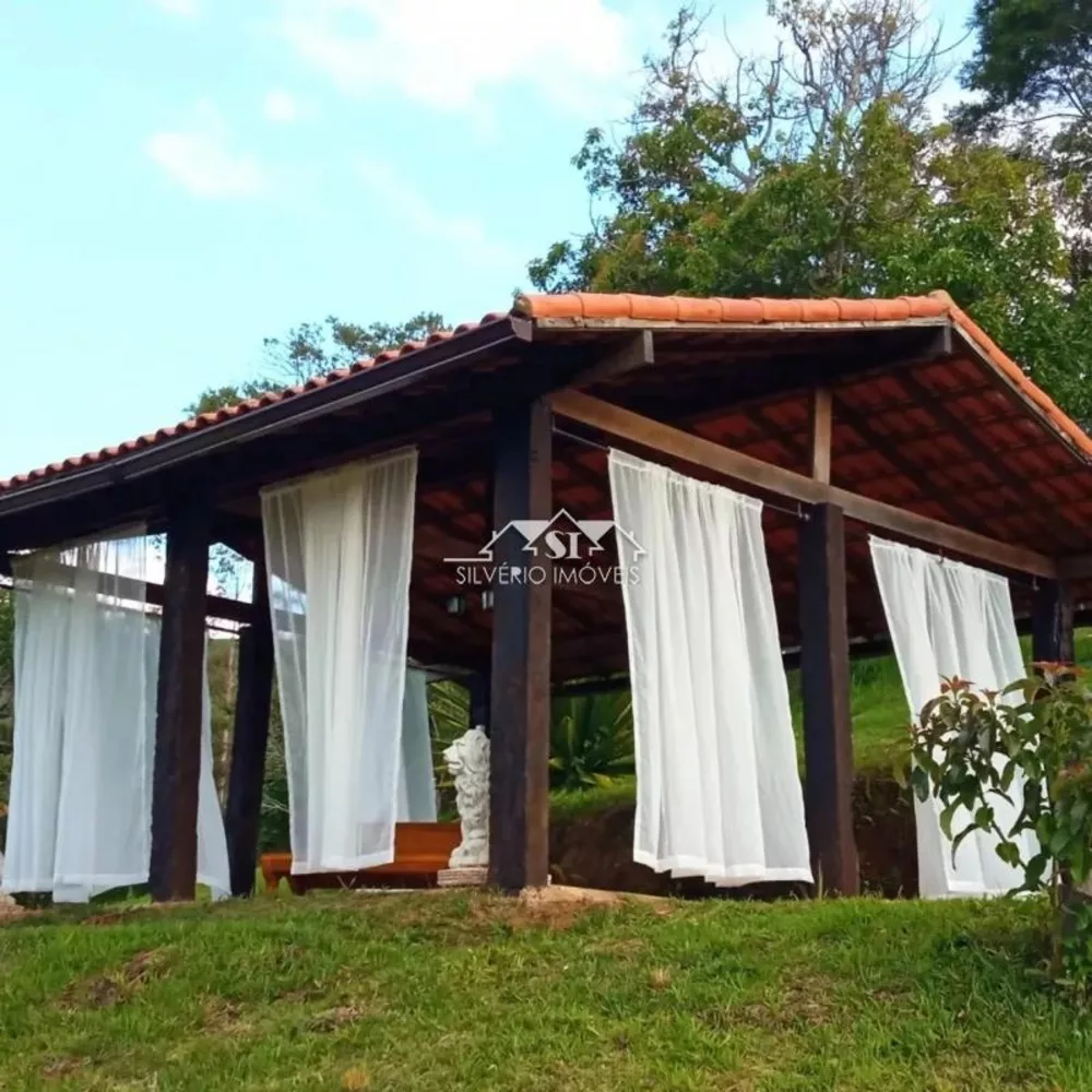 Sítio, 4 quartos, 3900 m² - Foto 1