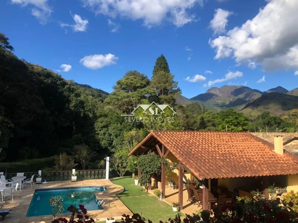 Casa, 6 quartos, 420 m² - Foto 1