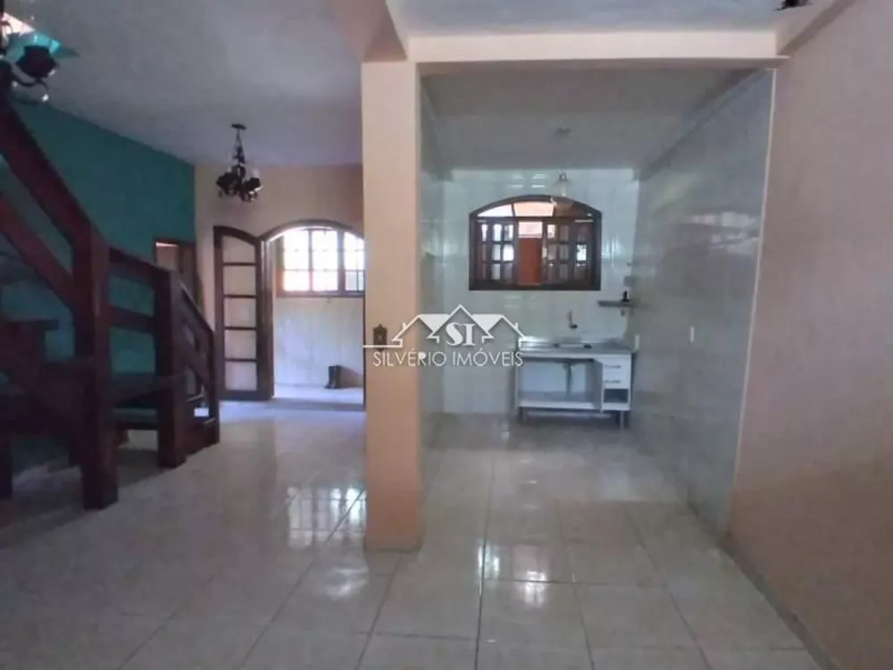 Casa, 5 quartos, 150 m² - Foto 1