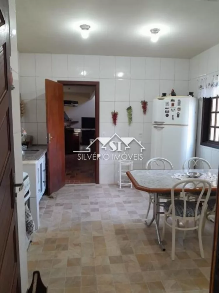 Casa, 3 quartos, 200 m² - Foto 17