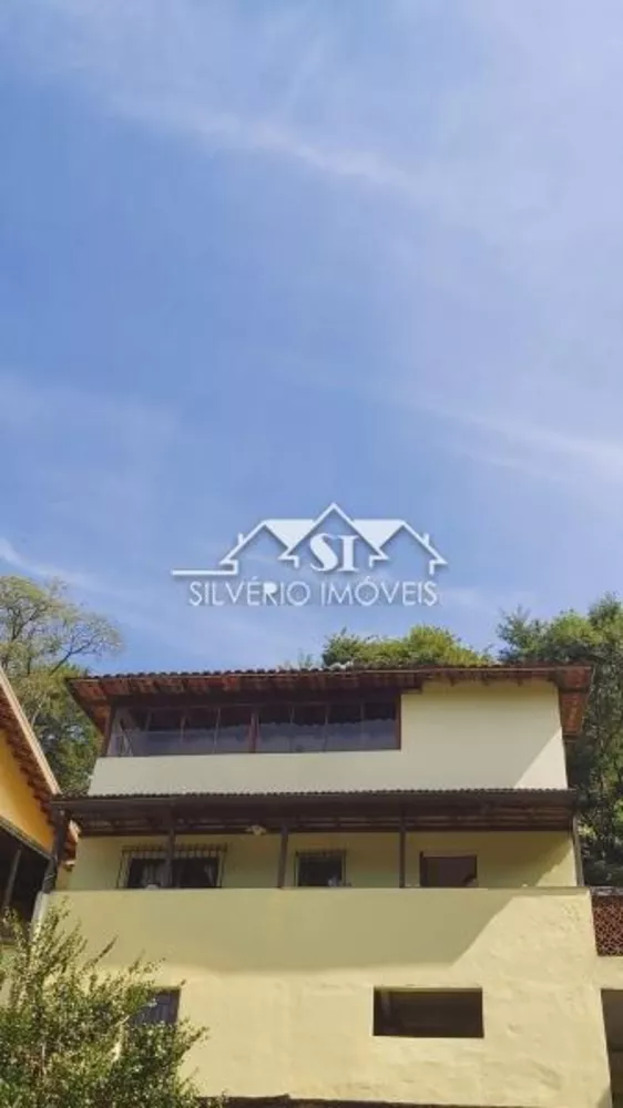 Casa, 3 quartos, 220 m² - Foto 1