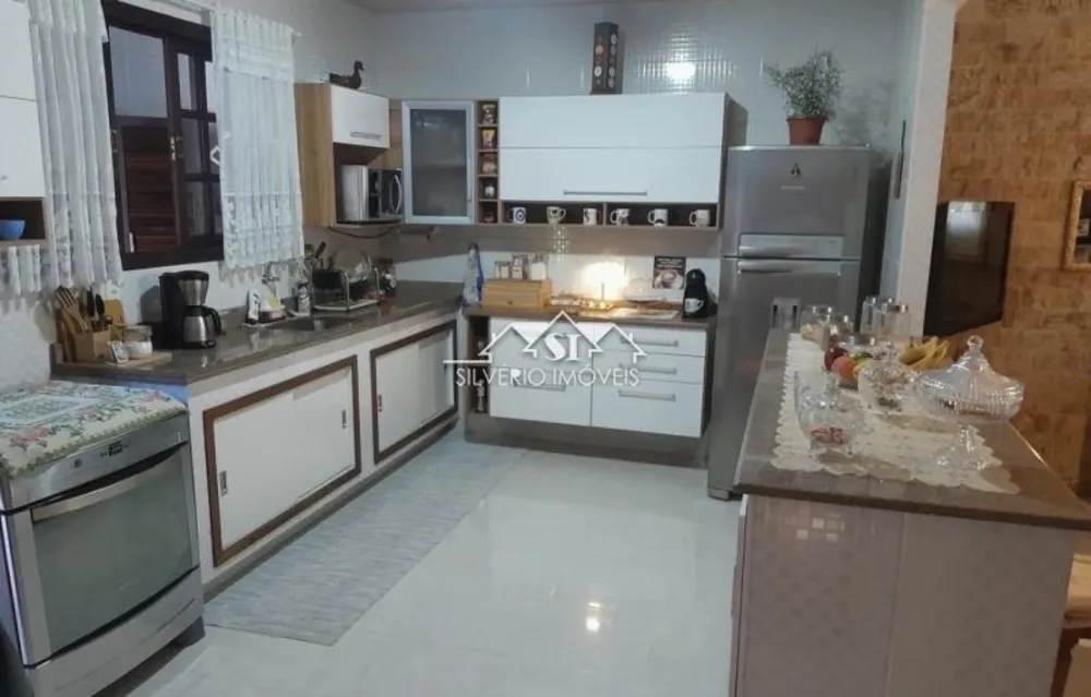 Casa, 2 quartos, 140 m² - Foto 1