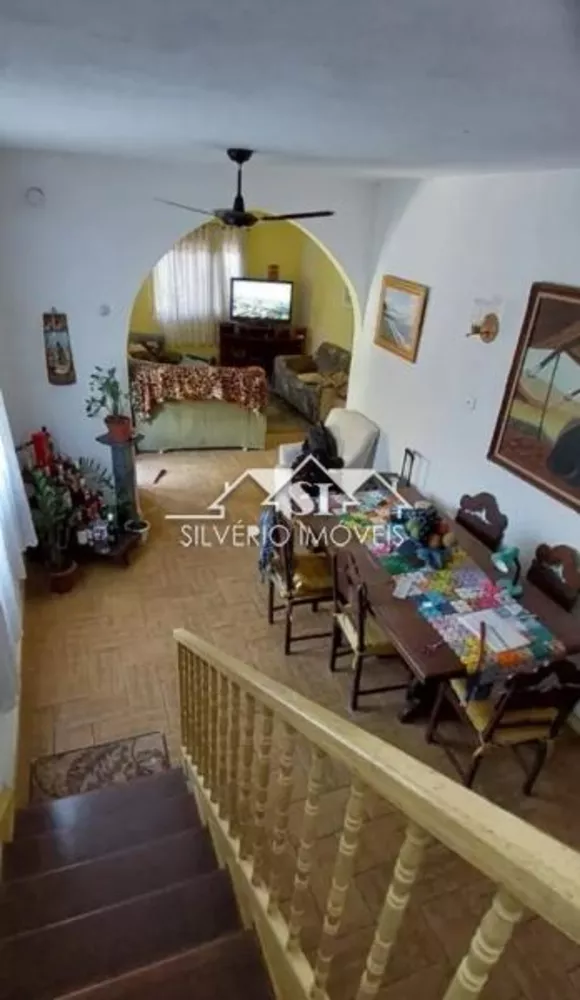 Casa, 5 quartos, 230 m² - Foto 4