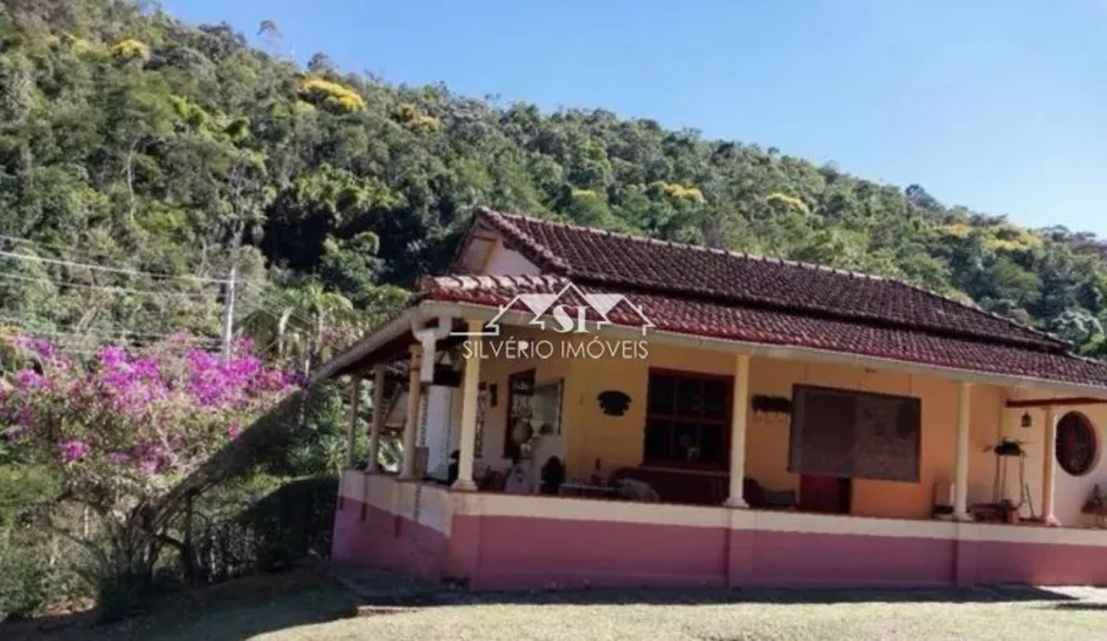 Casa, 6 quartos, 260 m² - Foto 1
