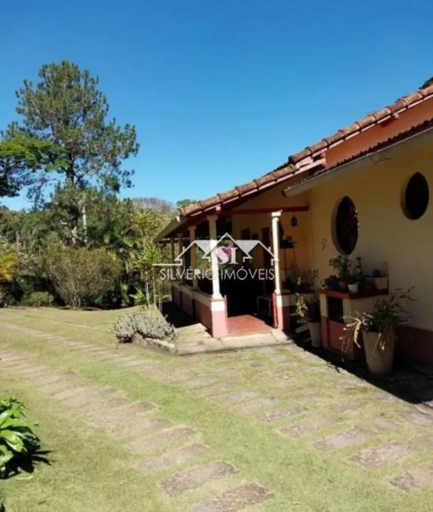 Casa, 6 quartos, 260 m² - Foto 2