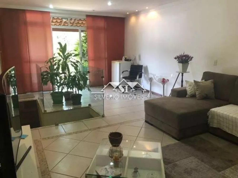 Apartamento, 3 quartos, 175 m² - Foto 1