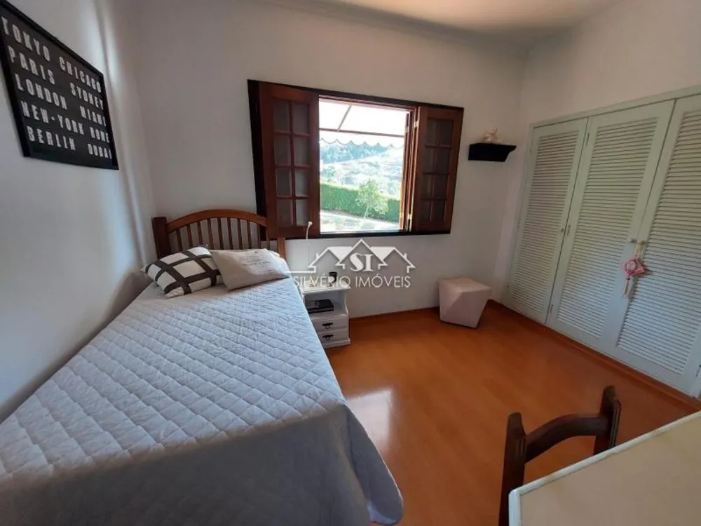 Casa, 4 quartos, 240 m² - Foto 16