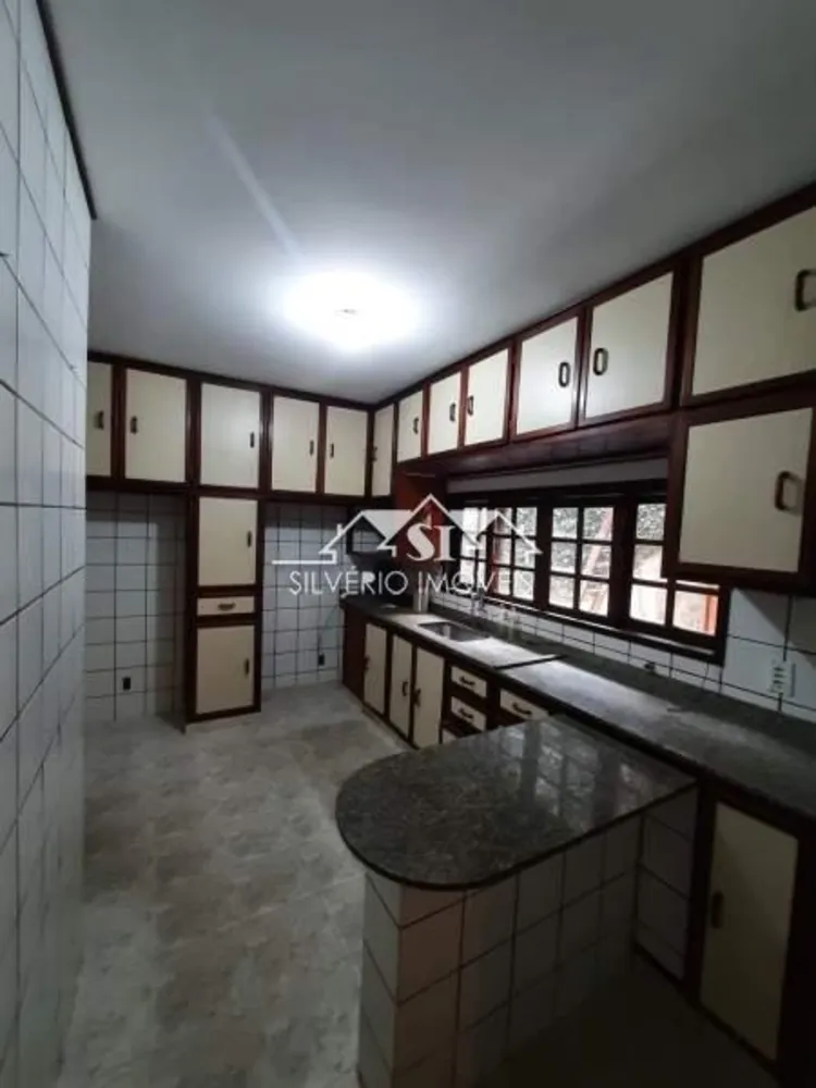 Casa, 6 quartos, 234 m² - Foto 11