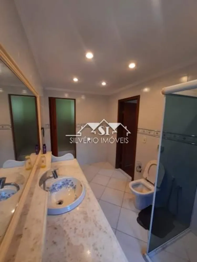 Casa, 6 quartos, 234 m² - Foto 17