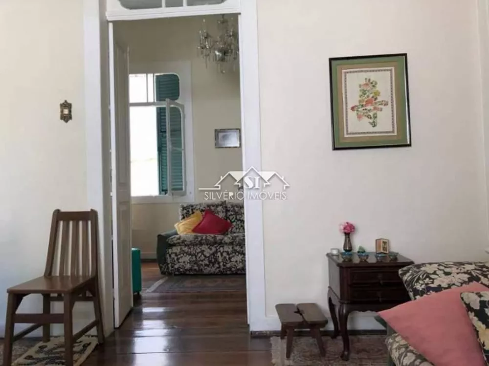 Casa, 4 quartos, 168 m² - Foto 1