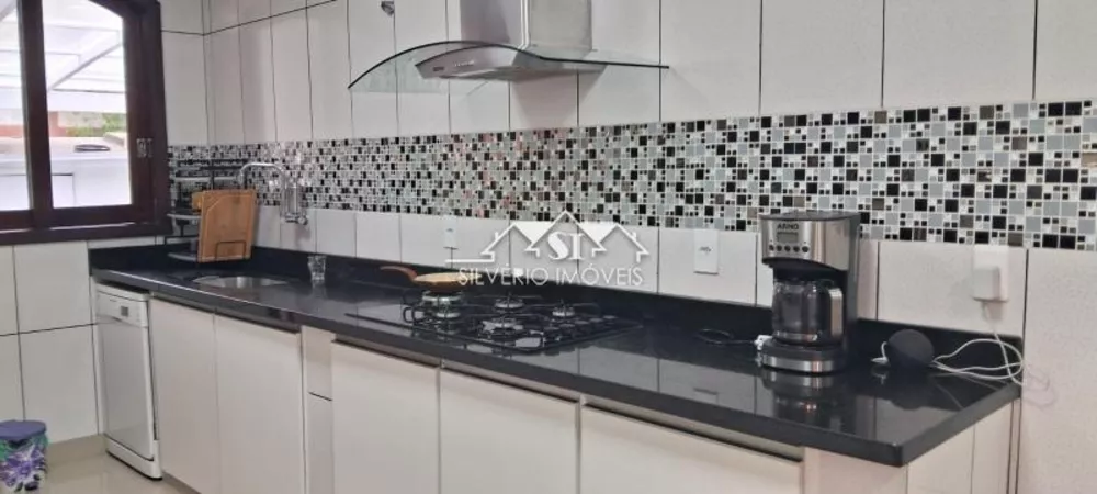 Casa, 4 quartos, 587 m² - Foto 1