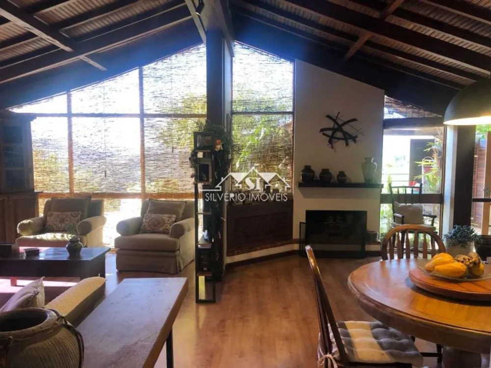 Casa, 3 quartos, 240 m² - Foto 8