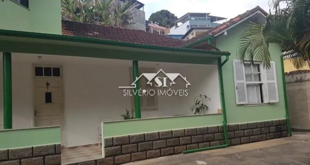 Casa, 6 quartos, 290 m² - Foto 1