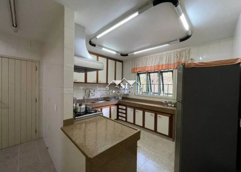 Casa, 4 quartos, 270 m² - Foto 10