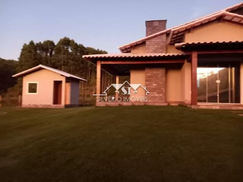 Casa, 3 quartos, 190 m² - Foto 1
