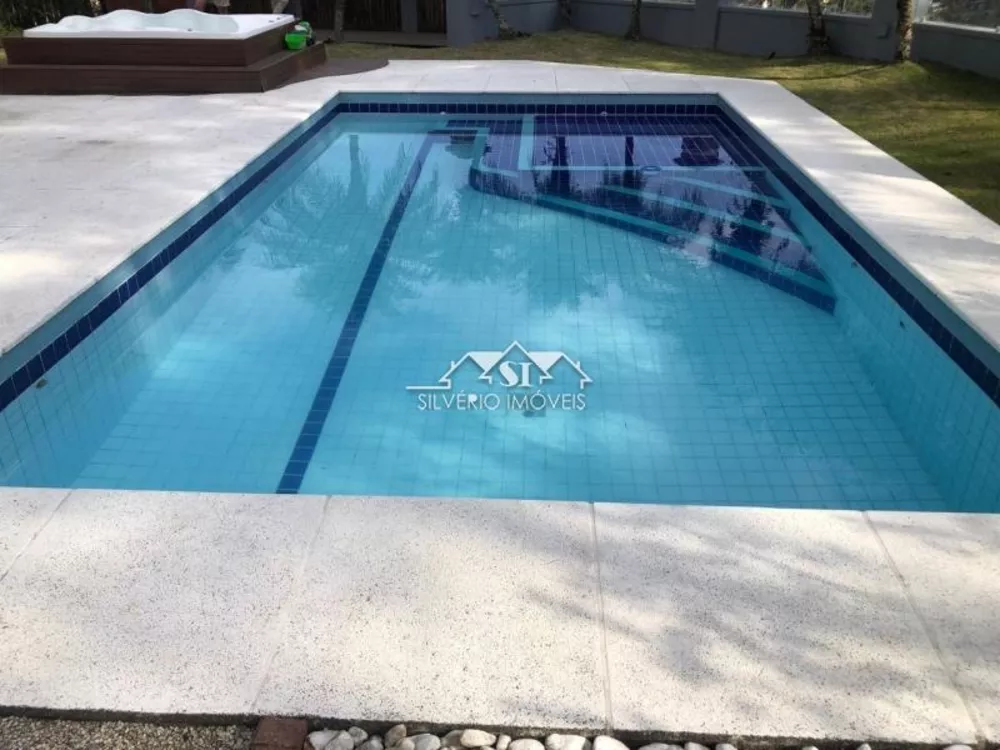 Casa, 4 quartos, 600 m² - Foto 1