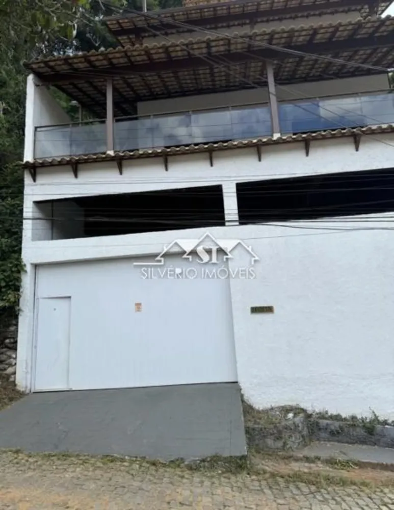 Casa, 3 quartos, 180 m² - Foto 1