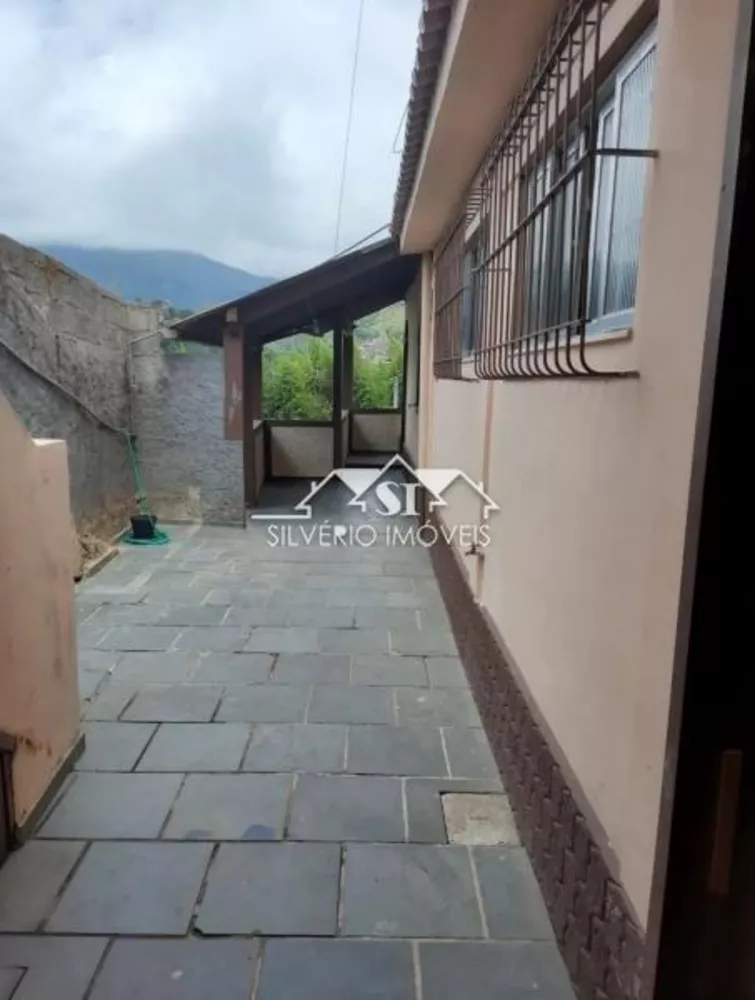 Casa, 5 quartos, 120 m² - Foto 2