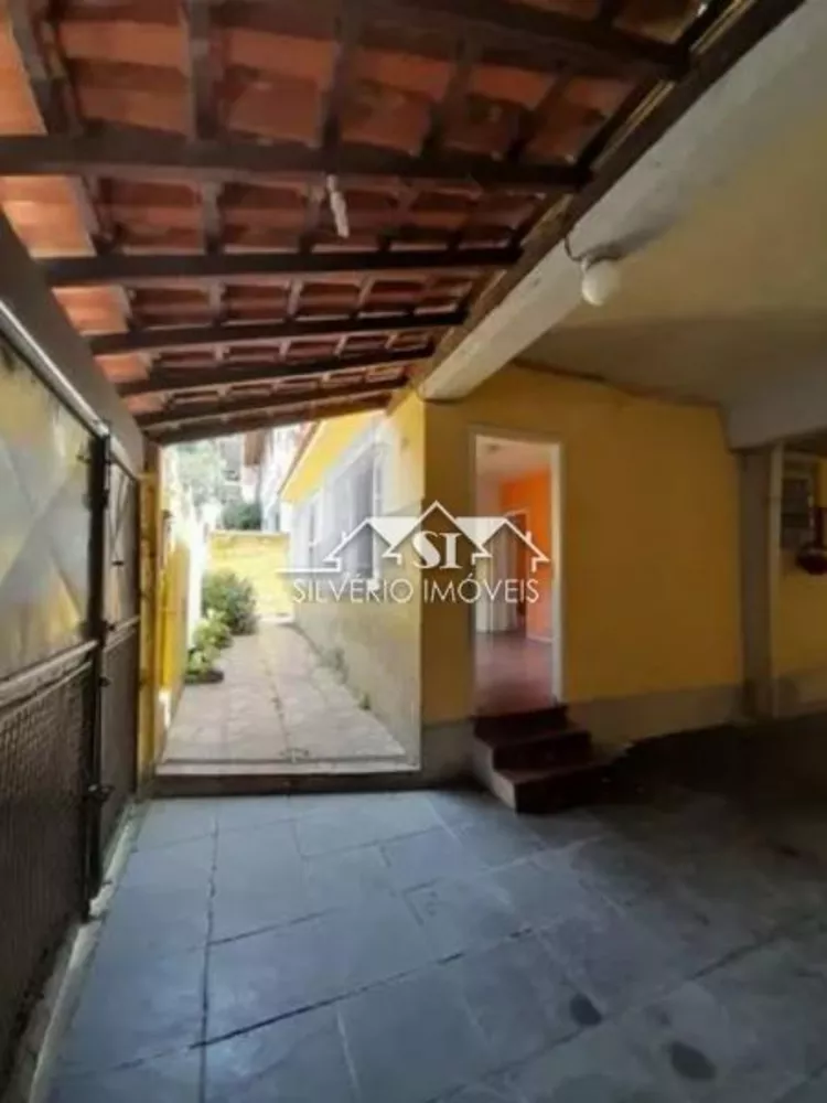 Casa, 6 quartos, 250 m² - Foto 17