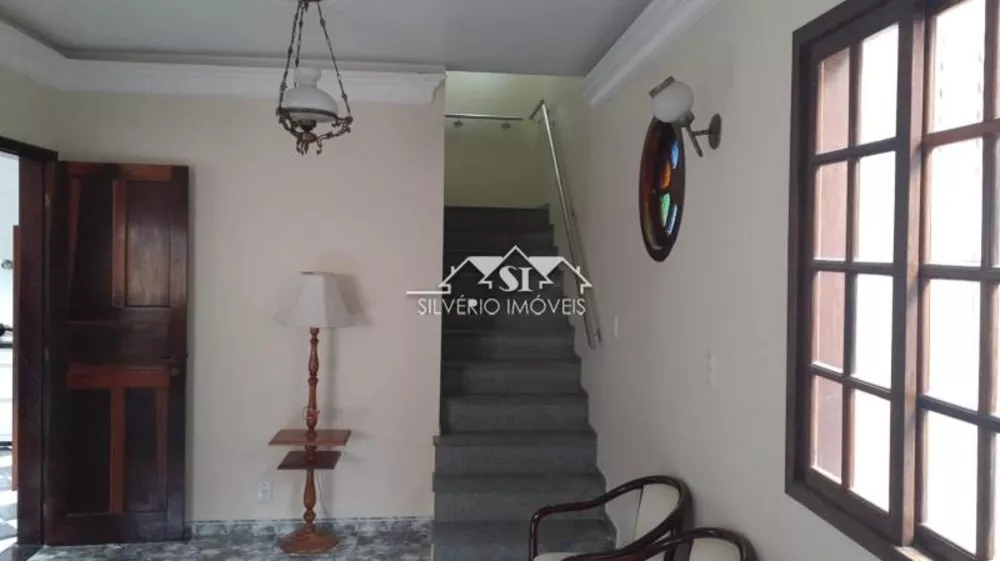 Casa, 7 quartos, 310 m² - Foto 3
