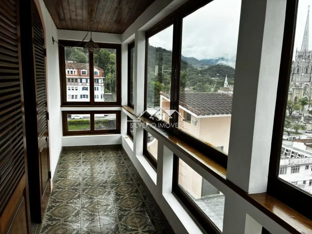 Casa, 4 quartos, 189 m² - Foto 2