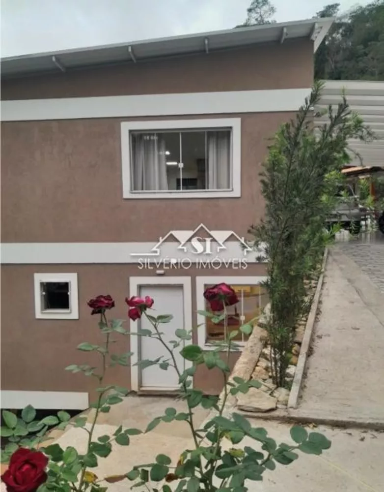 Casa, 3 quartos, 230 m² - Foto 3