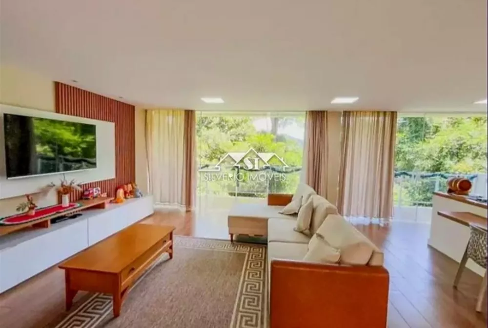 Casa, 3 quartos, 230 m² - Foto 2