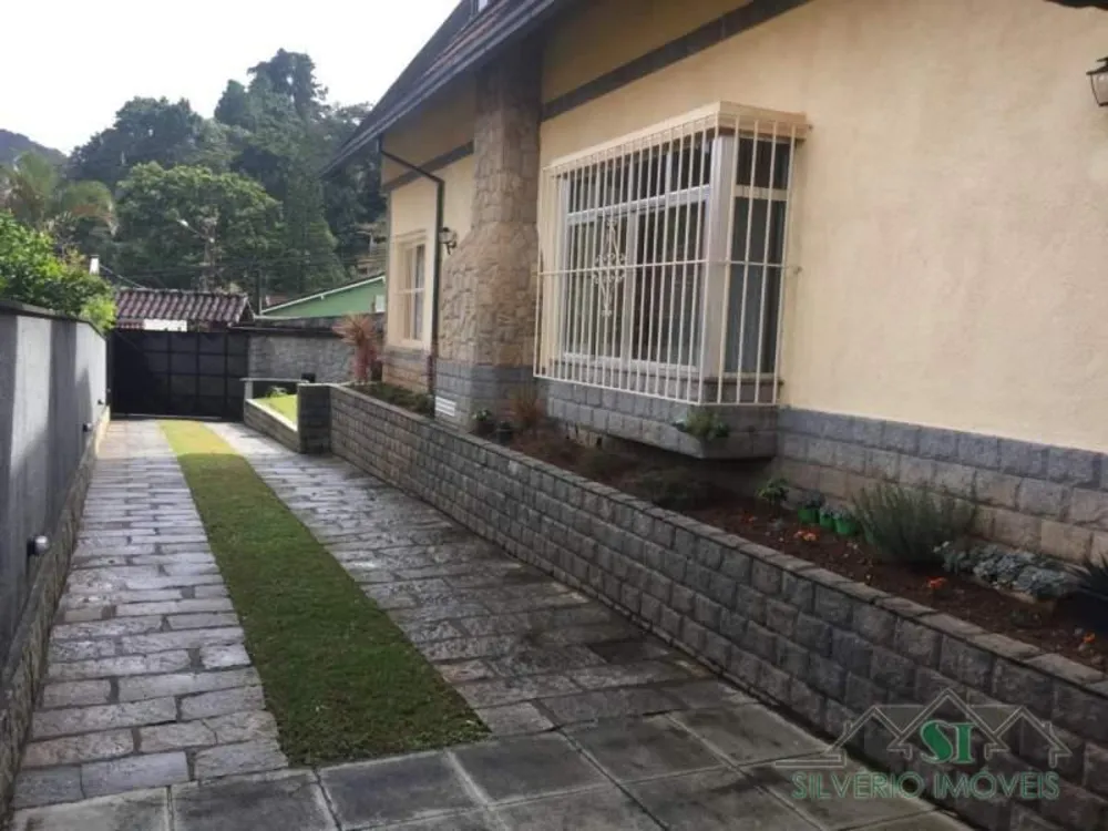 Casa, 6 quartos, 372 m² - Foto 2