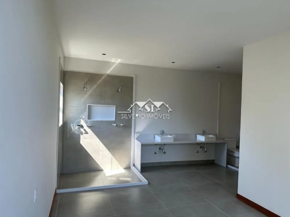 Casa, 3 quartos, 200 m² - Foto 13