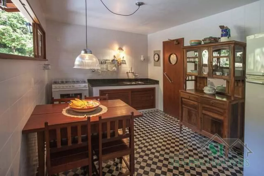 Sítio, 4 quartos, 3000 m² - Foto 9