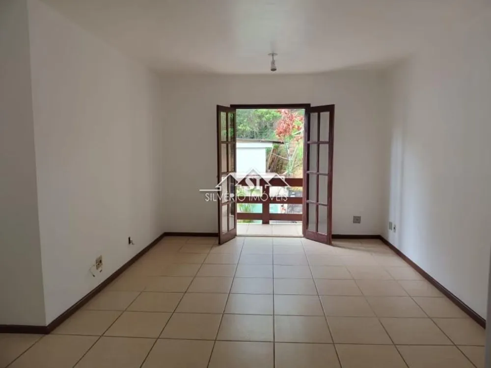 Apartamento, 2 quartos, 72 m² - Foto 2