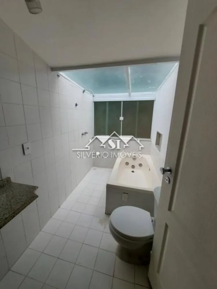 Casa, 3 quartos, 240 m² - Foto 13