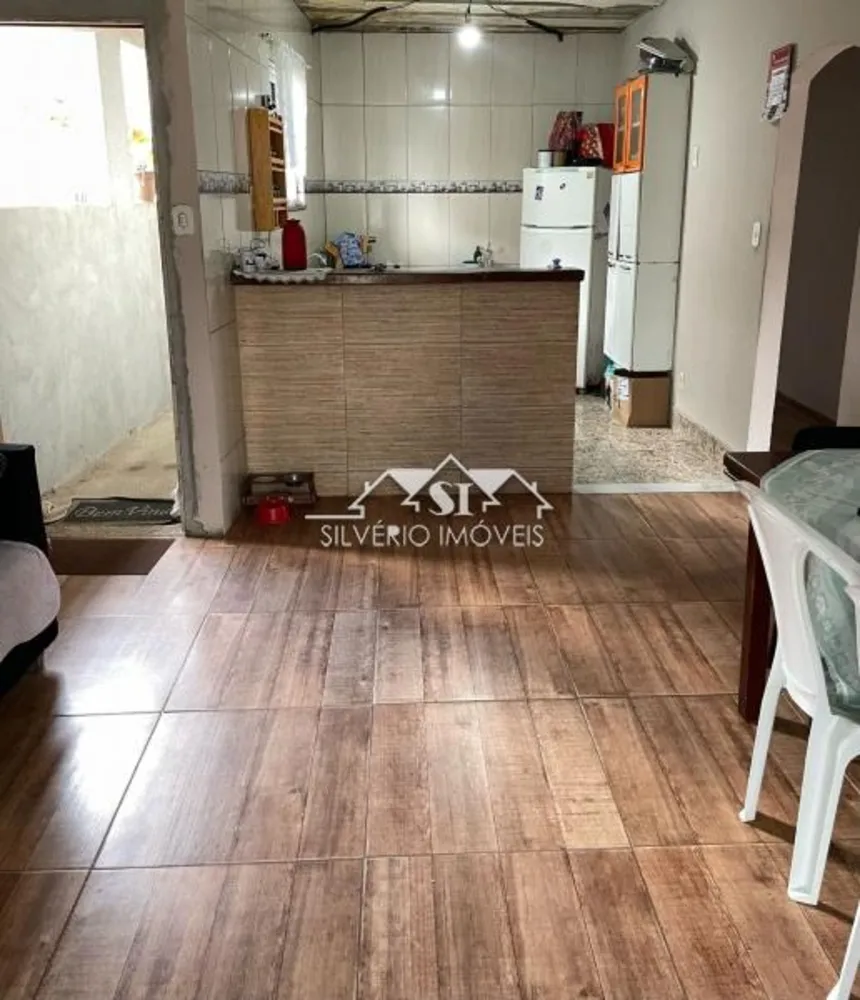Casa, 2 quartos, 230 m² - Foto 1