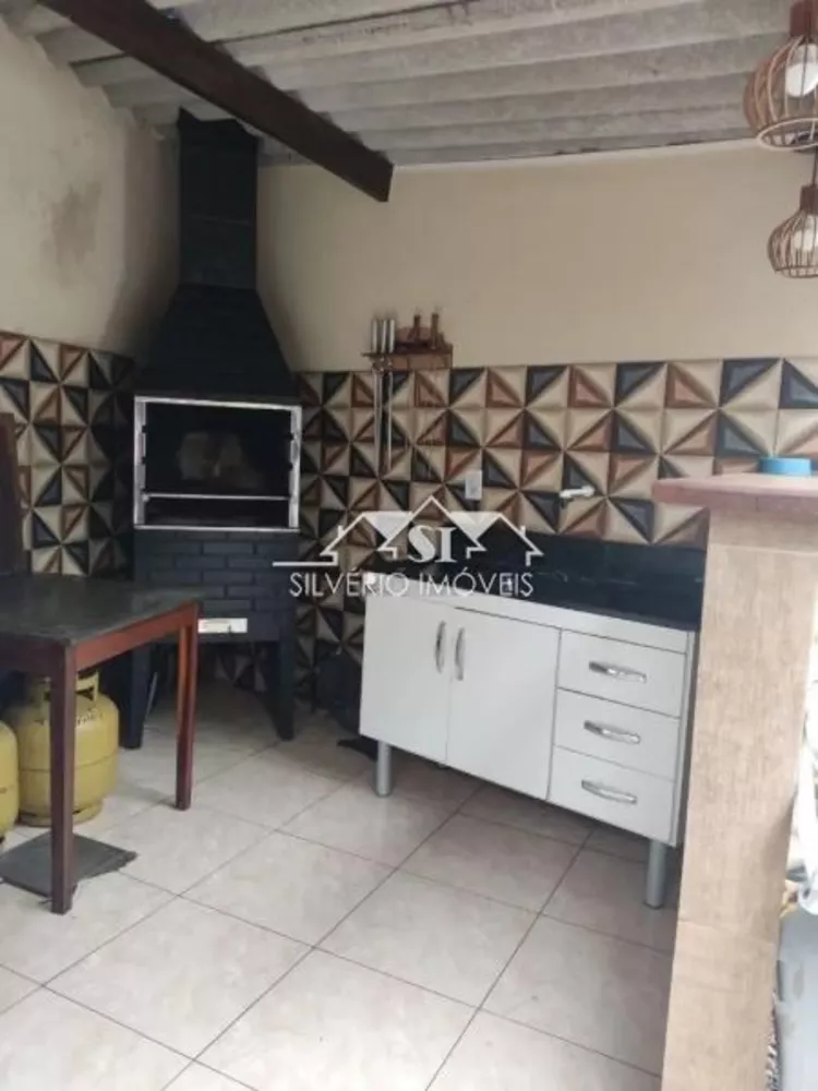 Casa, 6 quartos, 110 m² - Foto 2