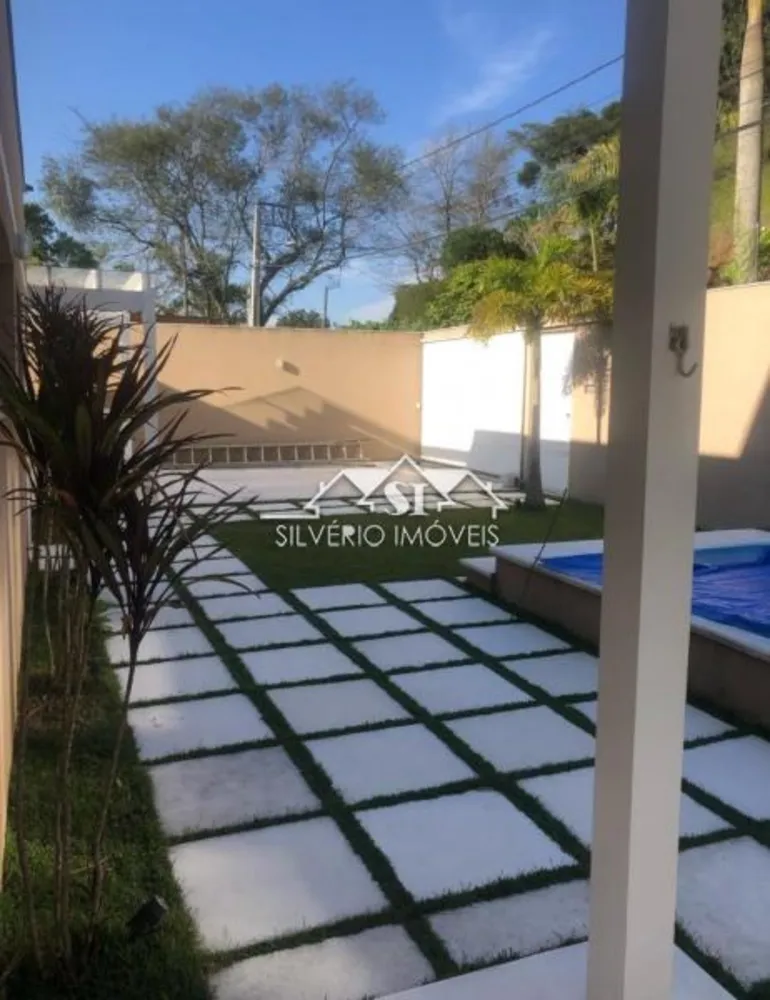 Casa, 5 quartos, 240 m² - Foto 4