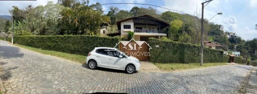 Casa, 3 quartos, 2350 m² - Foto 1