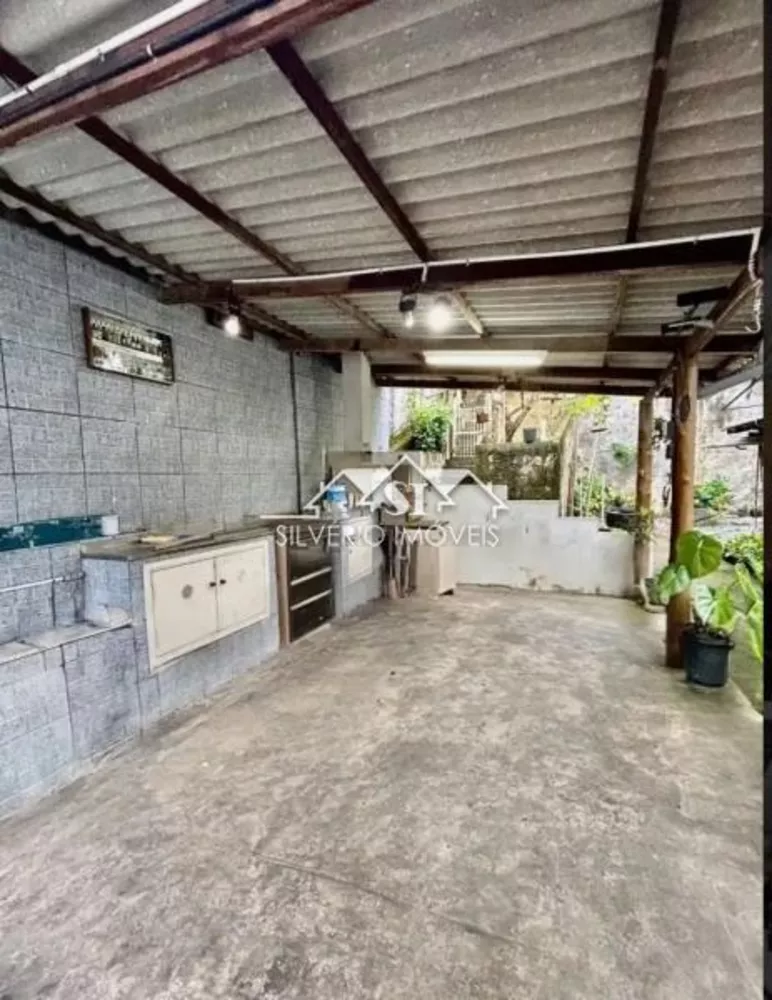 Casa, 4 quartos, 200 m² - Foto 1