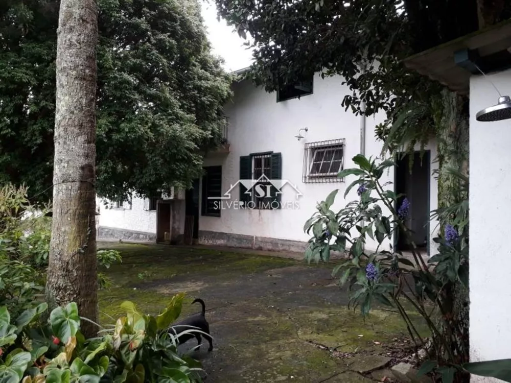 Casa, 5 quartos, 200 m² - Foto 1