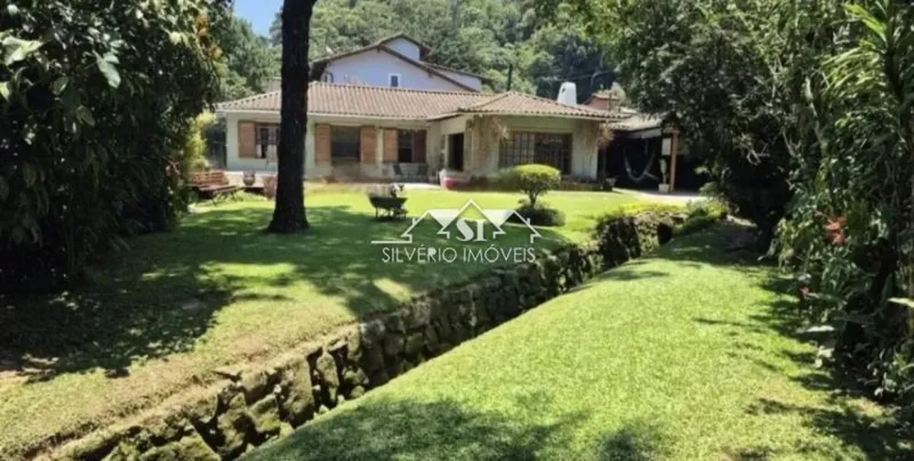 Casa, 4 quartos, 146 m² - Foto 1