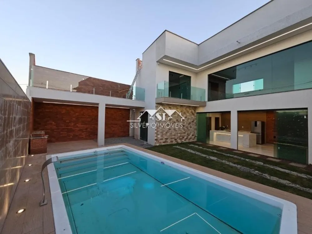 Casa, 5 quartos, 272 m² - Foto 3