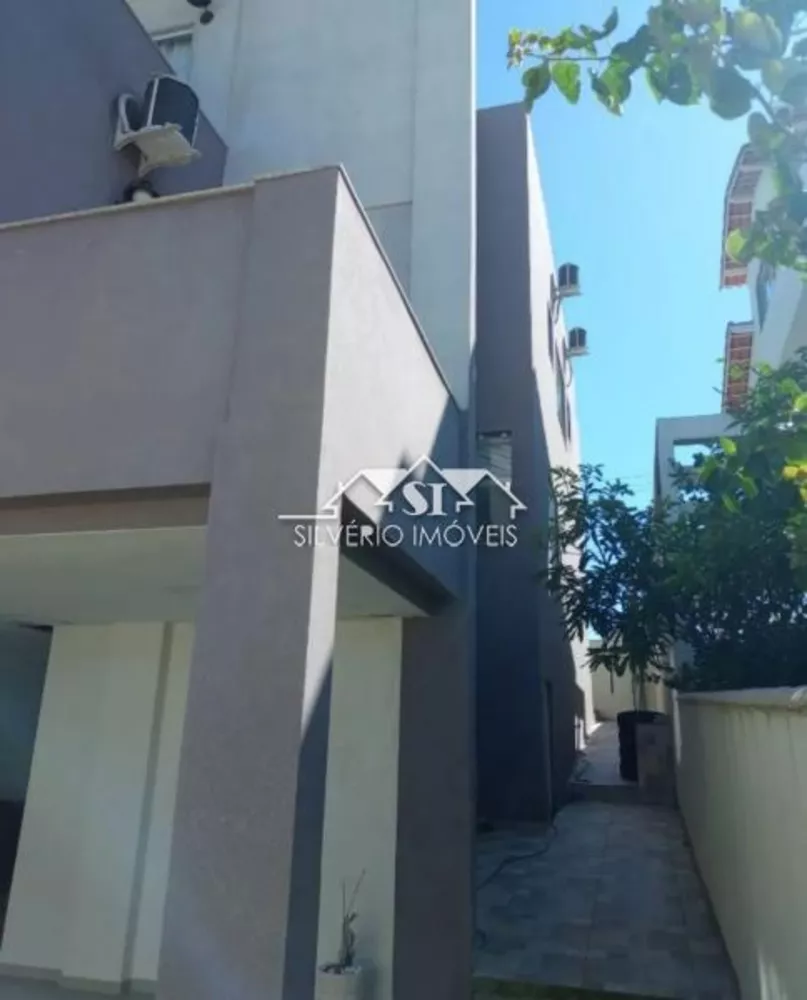 Casa, 4 quartos, 200 m² - Foto 1