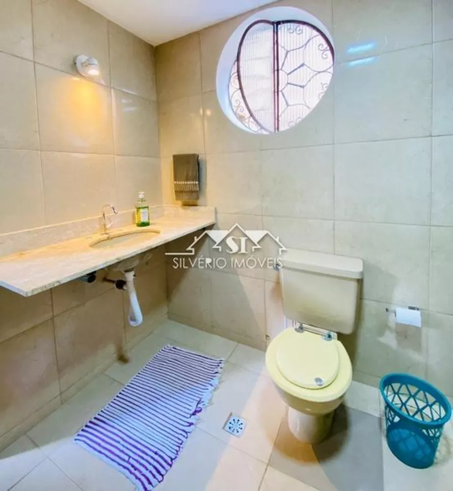 Casa, 5 quartos, 258 m² - Foto 2