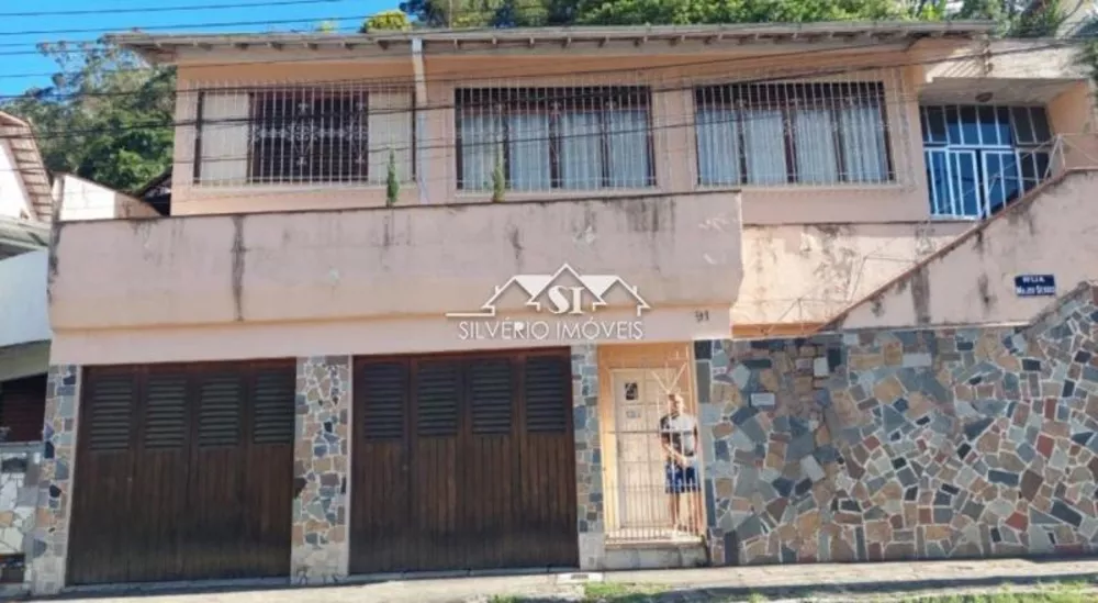 Casa, 4 quartos, 224 m² - Foto 1