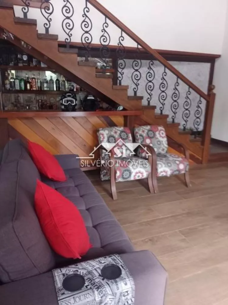 Casa, 3 quartos, 188 m² - Foto 2